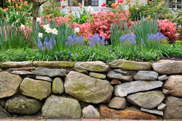 Stone Wall Hardscaping in Arlington Heights
